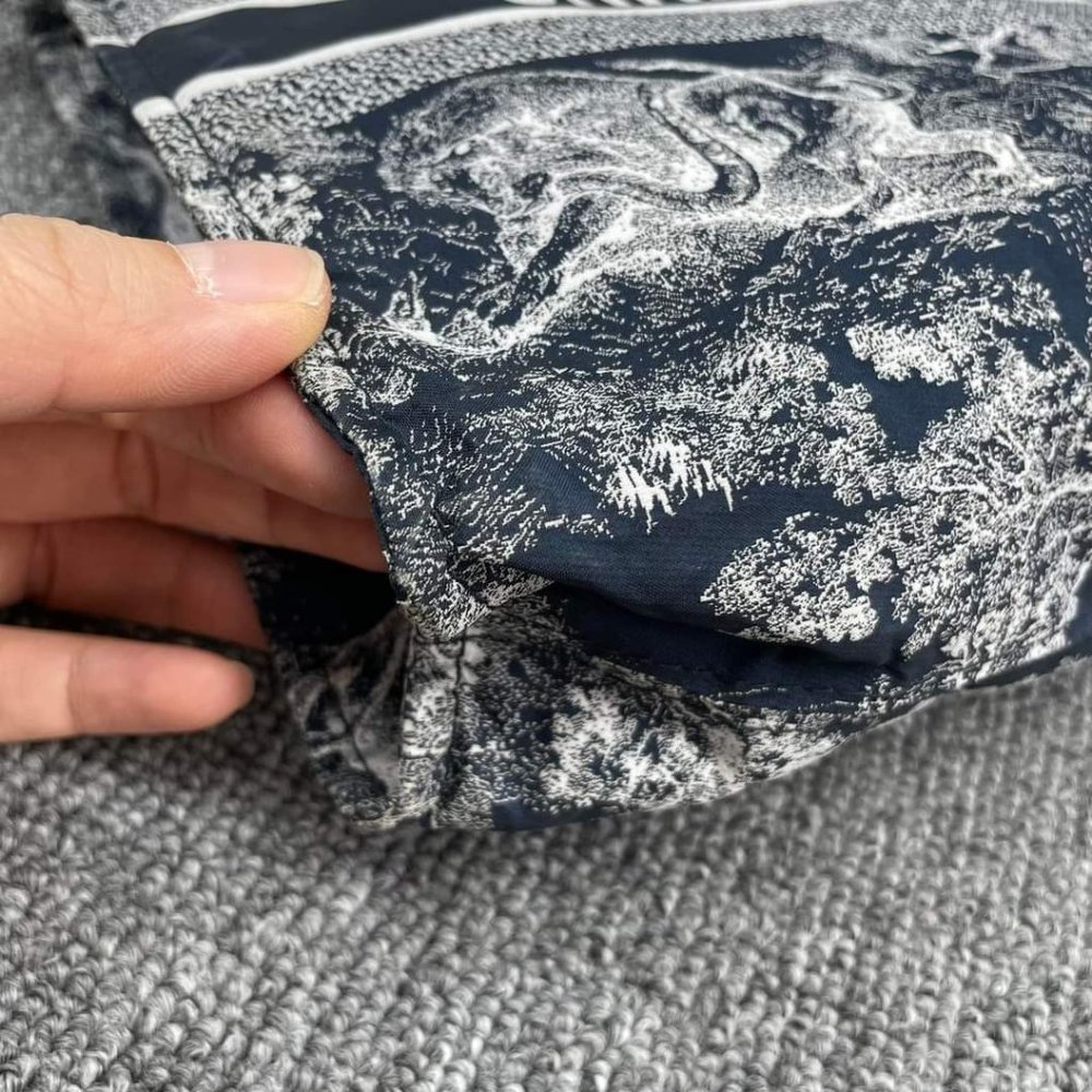 100% Authentic Christian Dior Pouch Bag - Picture 9 of 15